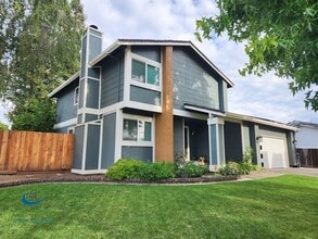 Building Photo - 7521 Santa Barbara Dr