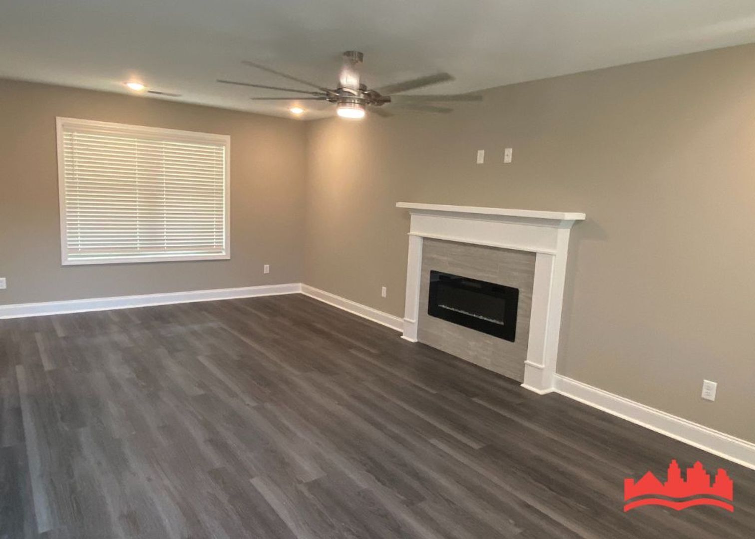 Building Photo - Beautiful newly built single family home i...