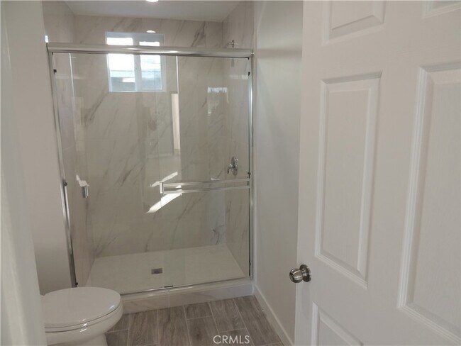 Building Photo - 22735 Del Valle St