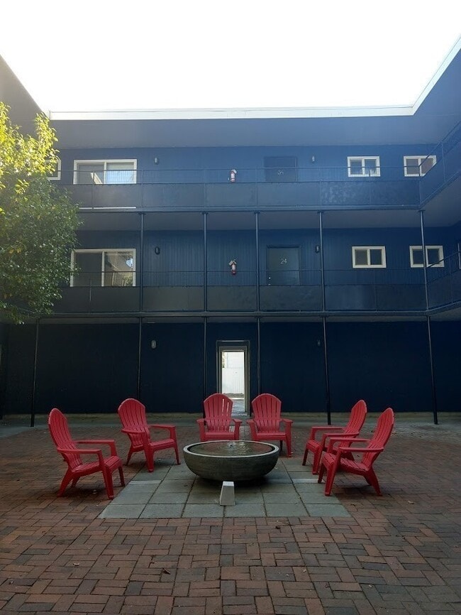 Interior Photo - Sylvan Court