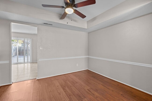Building Photo - New Listing in Virginia Beach!