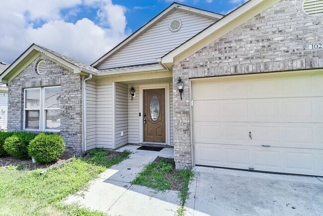 Building Photo - Beautiful 3-Bedroom Home in Fishers
