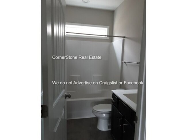 Building Photo - 103 Jude Ct