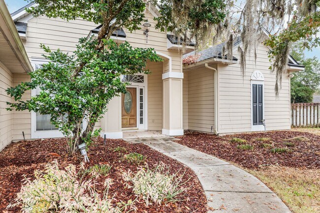 Building Photo - 7013 NW 50th Terrace