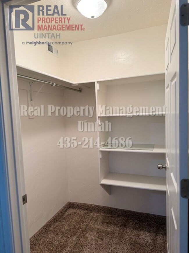 Building Photo - 3074 W 2000 N