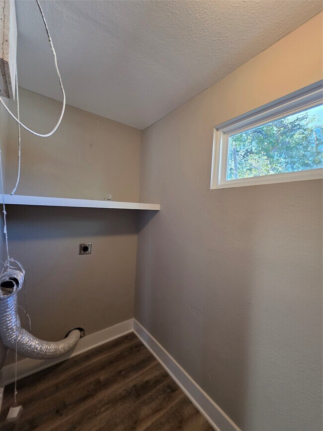 Building Photo - 13379 Force St