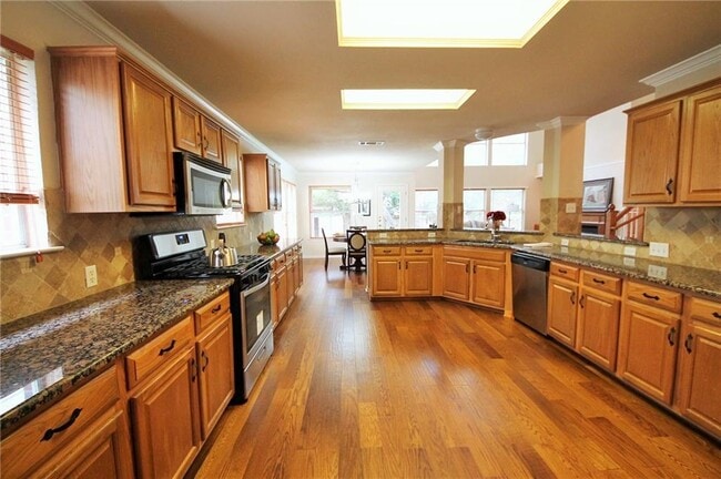 Building Photo - 8508 Forest Heights Ln