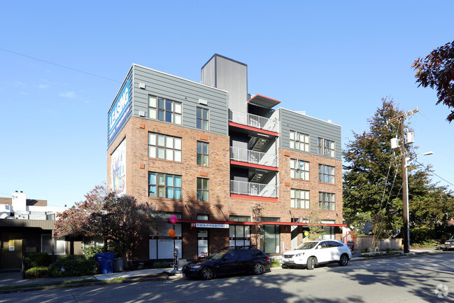 Building Photo - The Lofts at the Junction