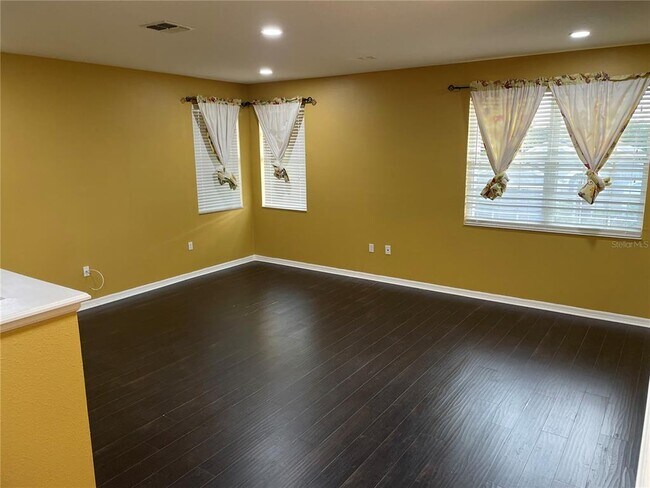 Building Photo - 313 Cortona Dr