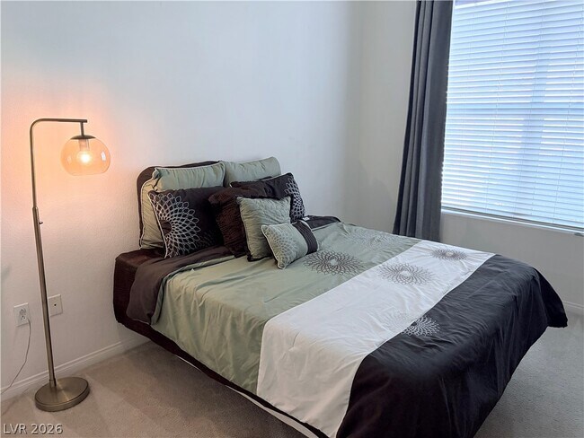 Building Photo - 44 E Serene Ave