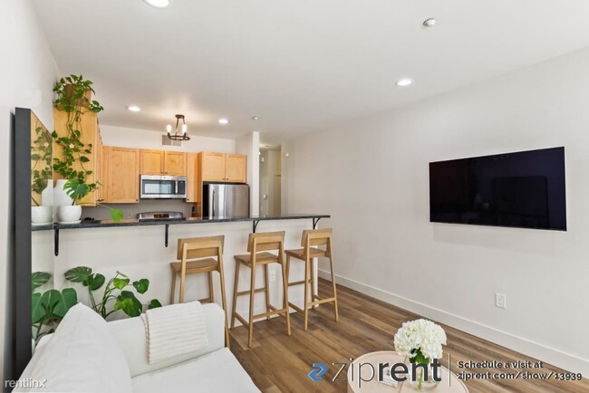 Building Photo - 1 br, 1 bath Condo - 4395 Piedmont Ave, Oa...