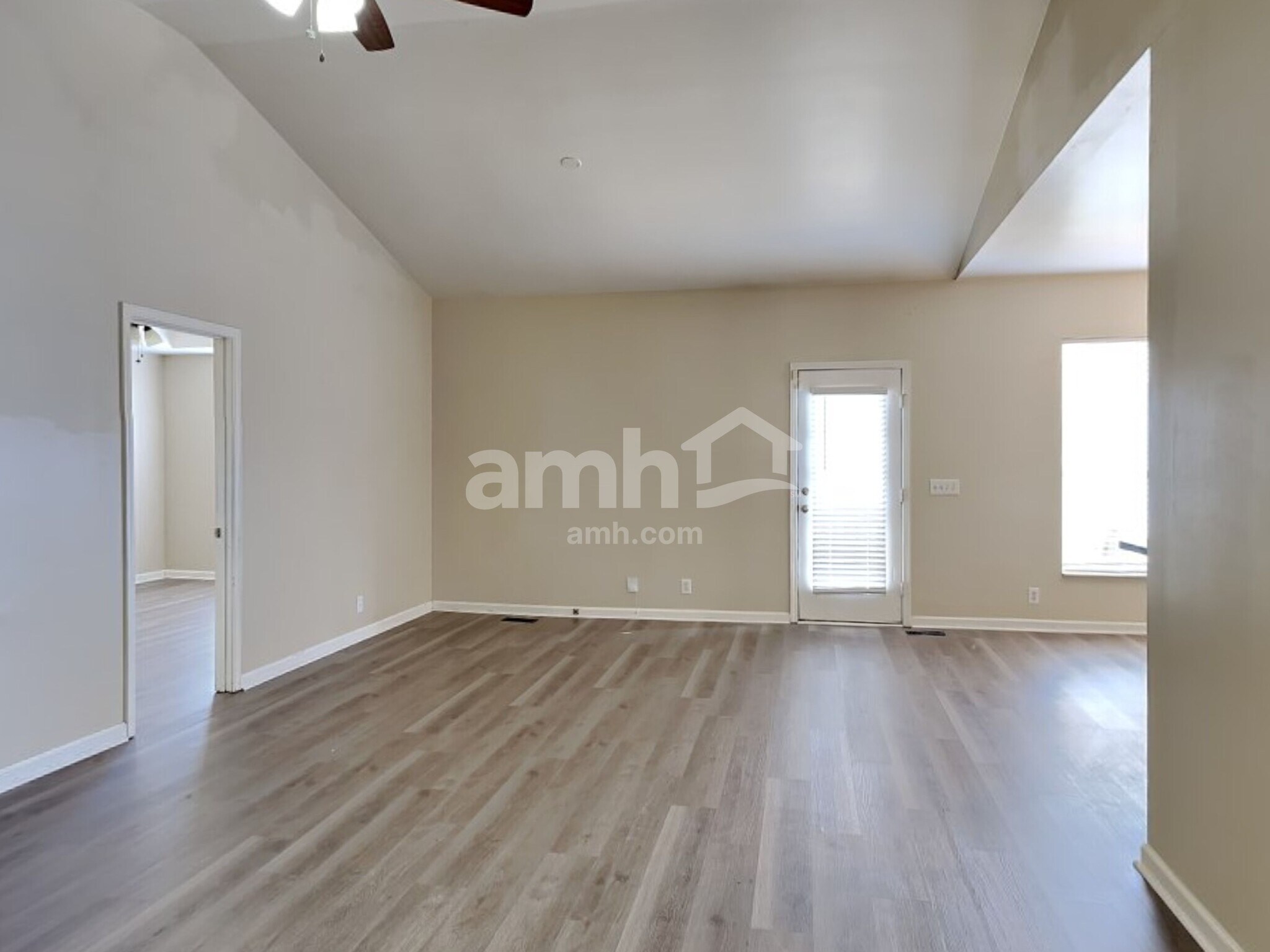 Building Photo - 2365 Edencrest Dr