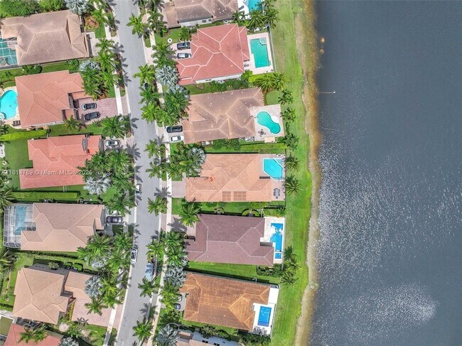 Building Photo - 1737 Harbor View Cir