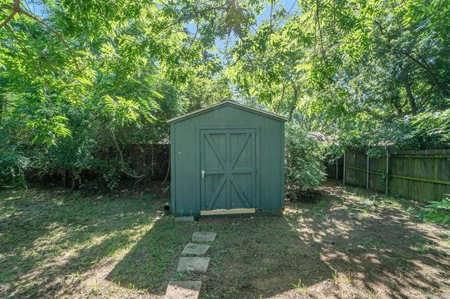 Building Photo - 1202 Crane Dr