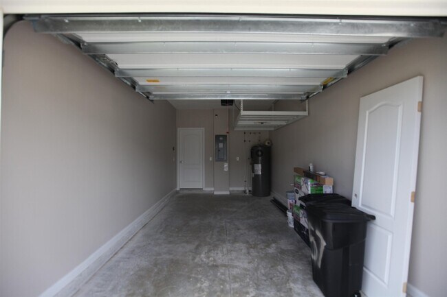 Building Photo - 57 Mustard Hl Ct