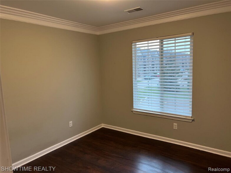 Building Photo - 8357 Williamstown Dr