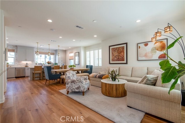 Building Photo - 2470 Calendula Ln