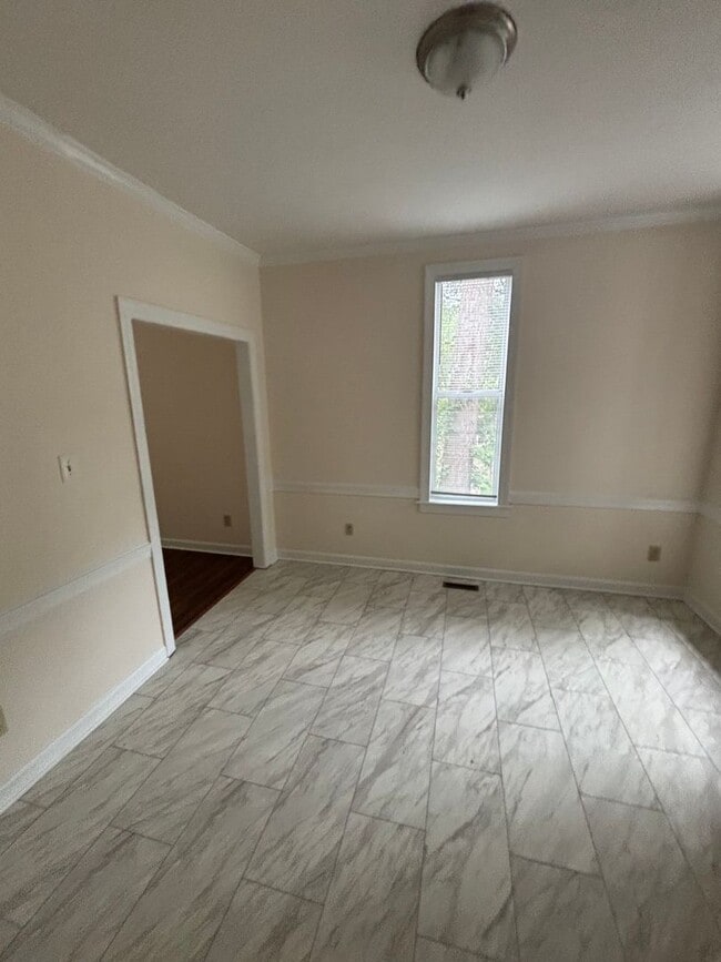 Building Photo - Great condo, GREAT PRICE! APPLY NOW!!