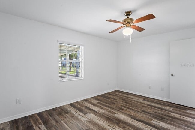 Building Photo - 6634 Hickorywood Ln