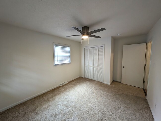 Building Photo - CherryVille Downtown, 3 bedroom, 100% Upgraded.