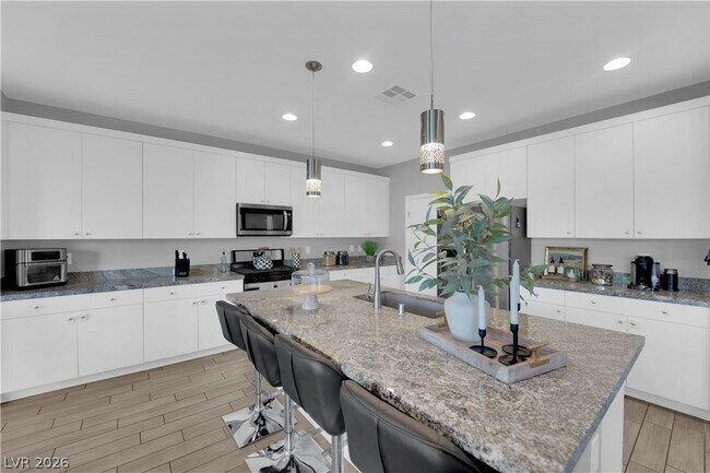 Building Photo - 3032 Cipro Ave