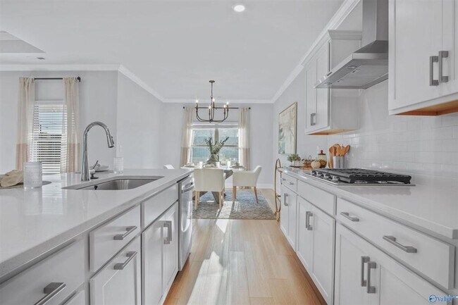 Building Photo - 22879 Ansley Dr