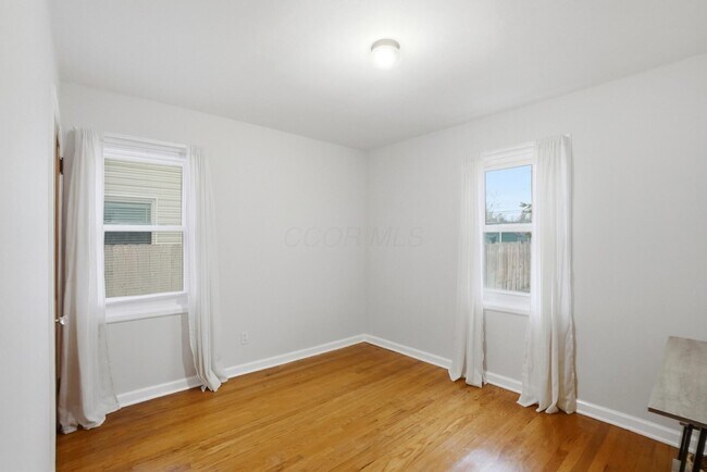 Building Photo - 2695 Bellwood Ave