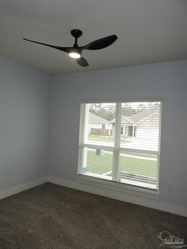 Building Photo - 10696 Davenport Lp