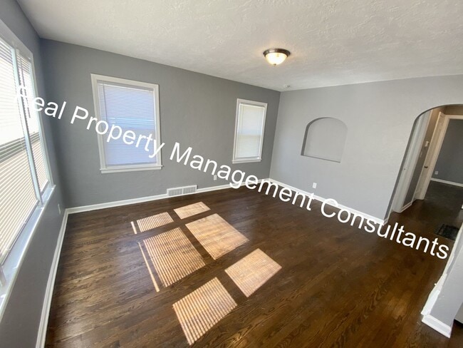 Building Photo - $500 off 1st Months Rent on 3 Bedroom
