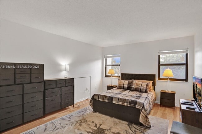 Building Photo - 1201 S Ocean Dr