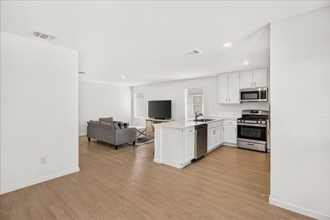 Building Photo - 7909 Thor Dr