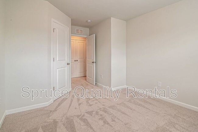 Building Photo - 1049 Gentle Reed Dr