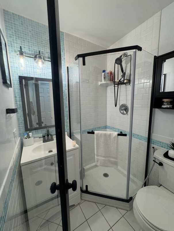 Building Photo - 254 1st St