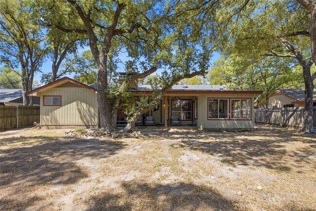 Building Photo - 13319 Water Oak Ln