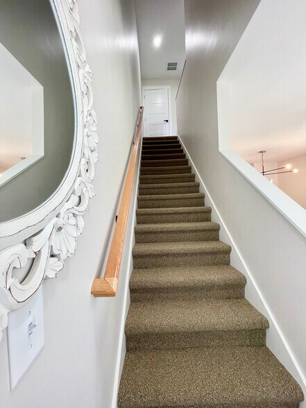 Building Photo - 162 Browder Rd