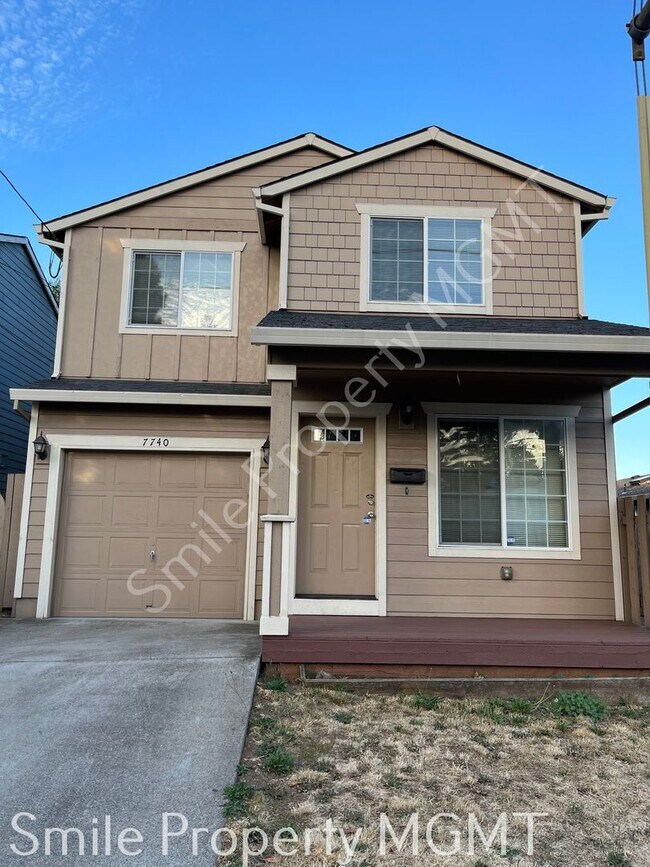 Building Photo - Great location