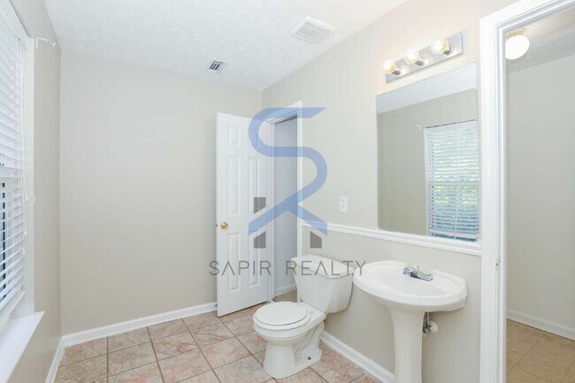 Building Photo - Welcome Home to Ellenwood – 3 Beds • 1.5 Baths of Comfort