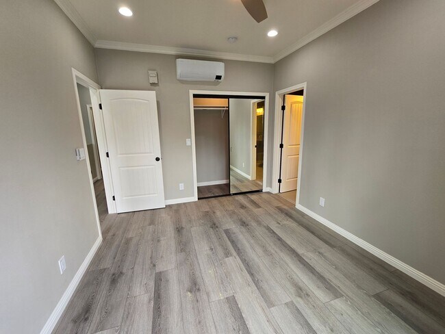 Building Photo - Fantastic 2 Bed, 2.5 Bath ADU unit in Sunn...