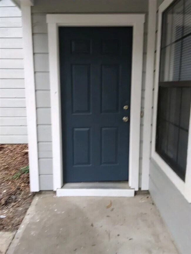Building Photo - 6511 Bombadil Dr