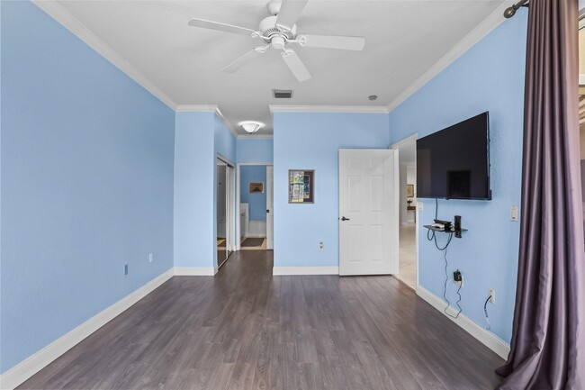 Building Photo - 6576 Villa Sonrisa Dr