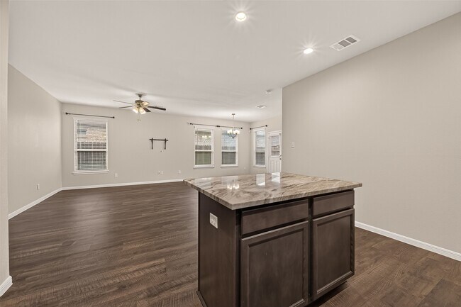 Building Photo - 13129 Leisure Cove Dr