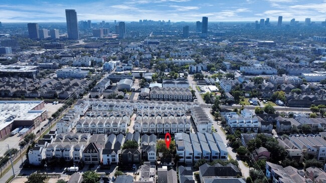 Building Photo - 4215 Eli St