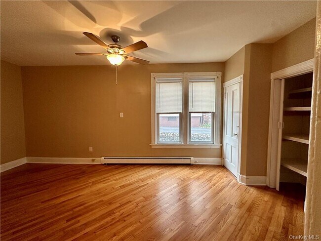 Building Photo - 28 Ten Eyck St