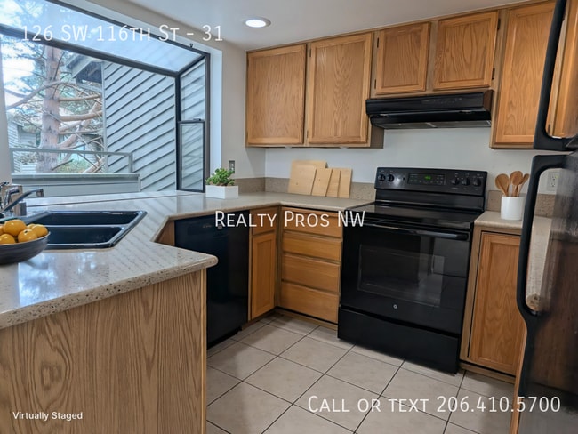 Building Photo - 126 SW 116th St