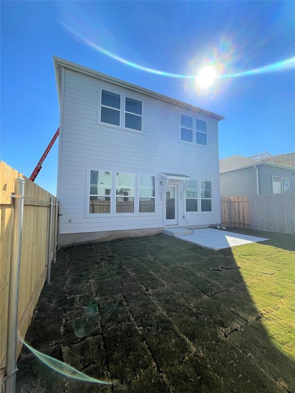 Building Photo - 15110 Forum Ave