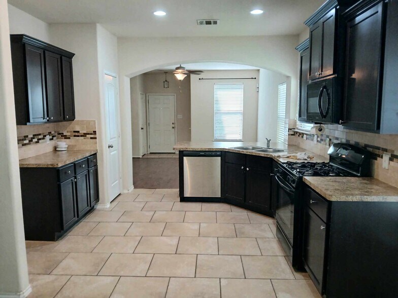 Building Photo - 4302 Stanley Park