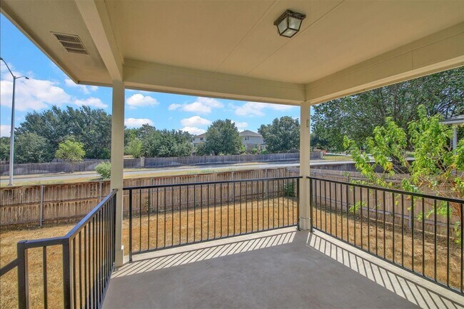 Building Photo - 641 Fort Thomas Pl