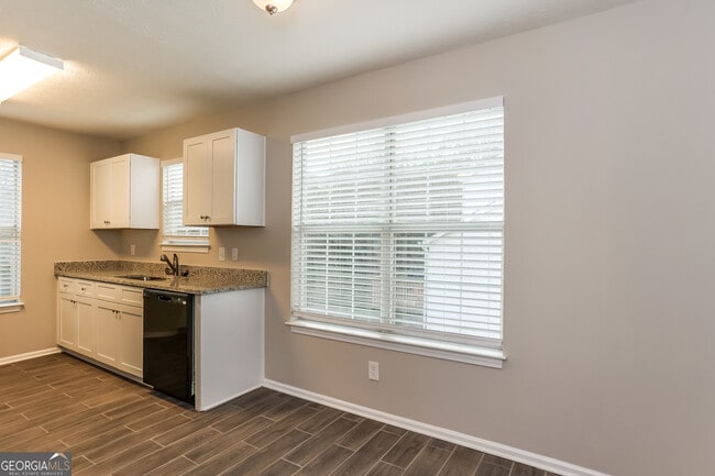 Building Photo - 78 Nellie Brook Dr SW