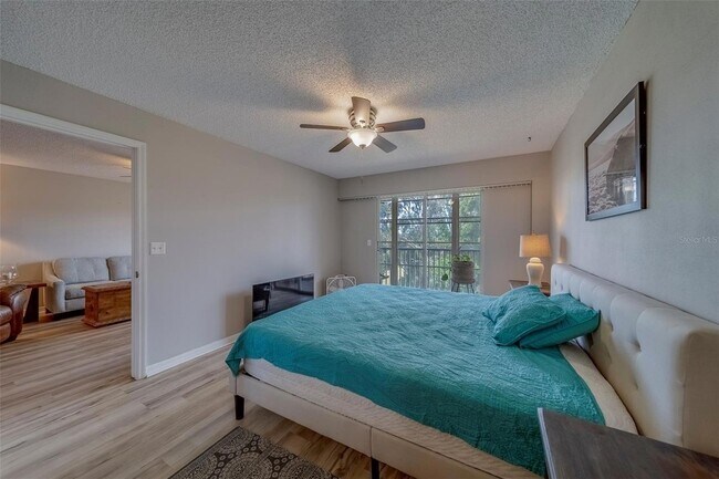 Building Photo - 9510 Harbor Greens Way