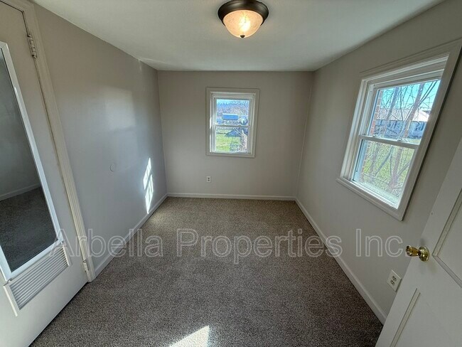 Building Photo - 1509 Fuller St